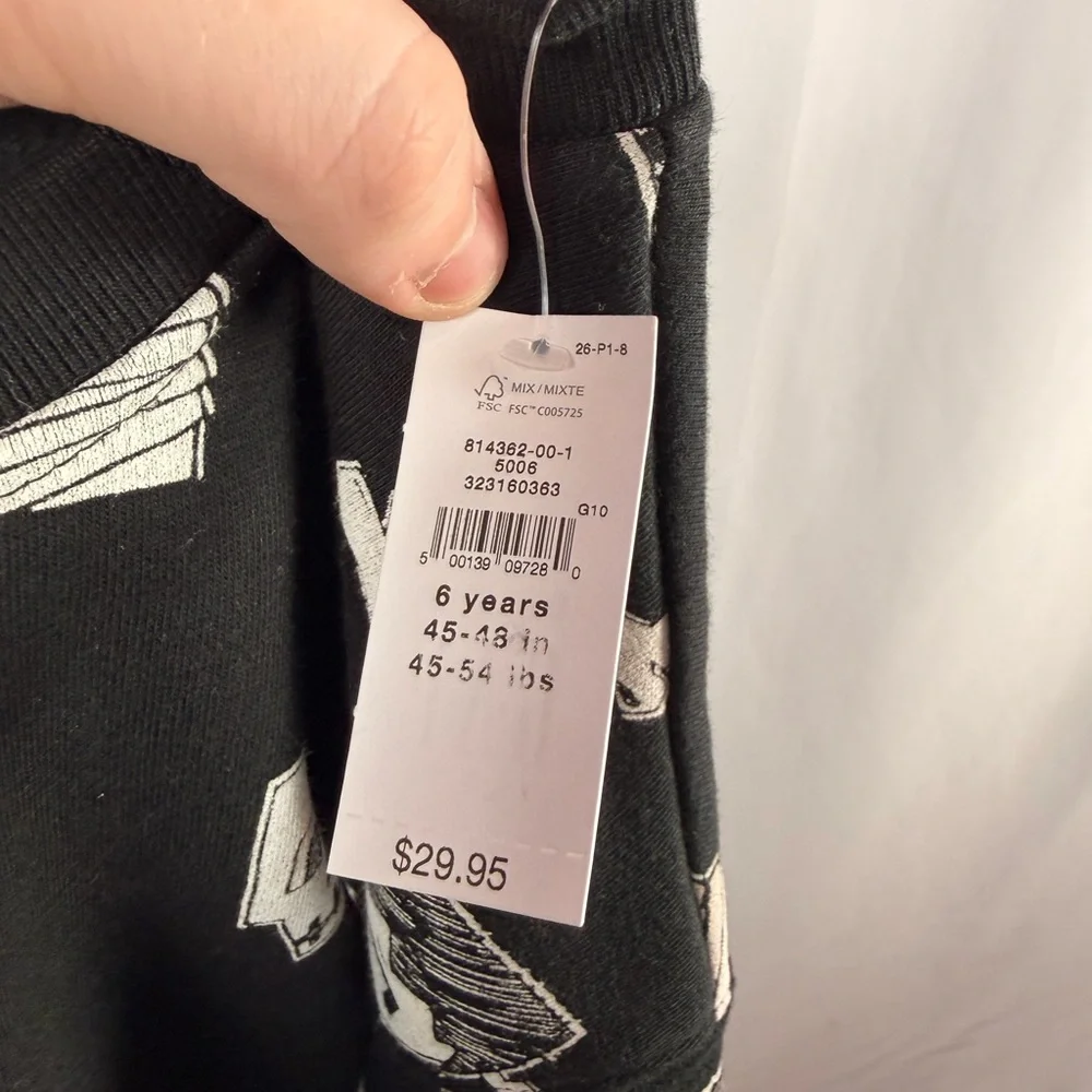 NWT‎ GAP Kids Monsters Halloween Crewneck Sweatshirt in Black White Size Boys 6